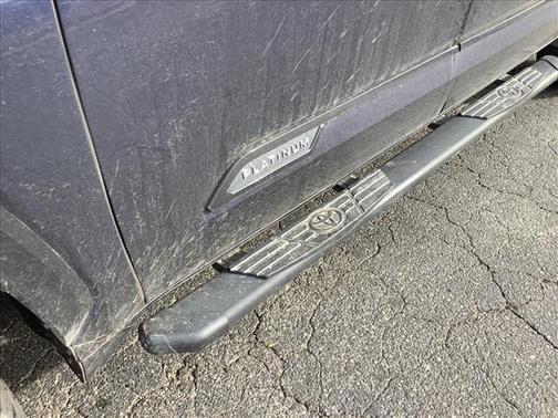 2022 Toyota Tundra Platinum