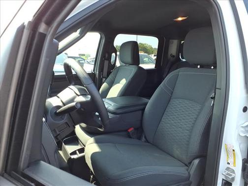 2025 RAM 2500 Tradesman Crew Cab 4x4 8' Box