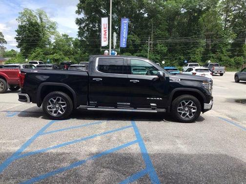 Onyx Black 2026 GMC Sierra 1500 SLT
