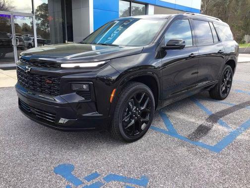 Mosaic Black Metallic 2026 Chevrolet Traverse RS