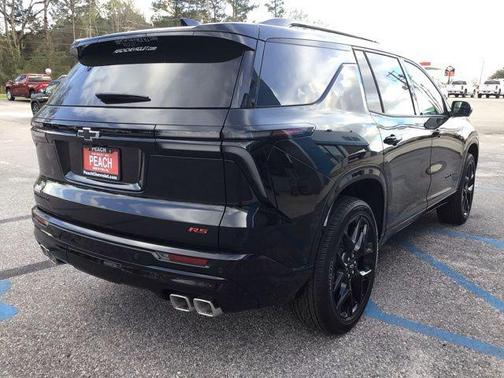 Mosaic Black Metallic 2026 Chevrolet Traverse RS