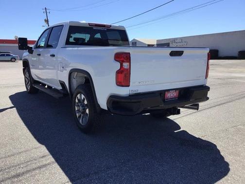 2025 Chevrolet Silverado 2500 Custom