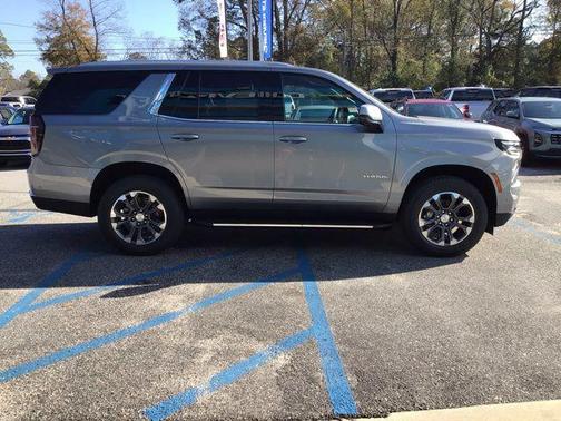 2026 Chevrolet Tahoe LS