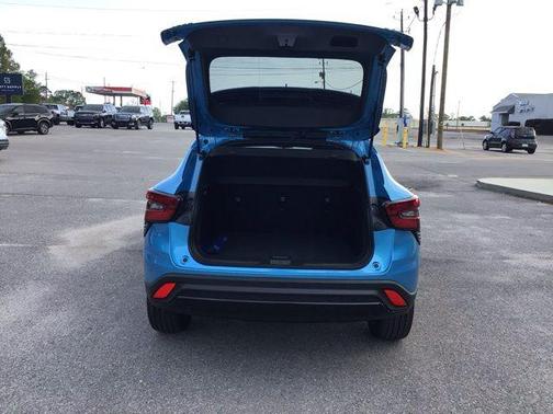 Marina Blue Metallic 2026 Chevrolet Trax FWD 2RS