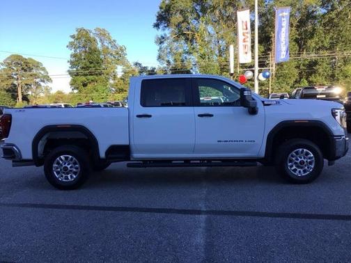 2026 GMC Sierra 2500 Base