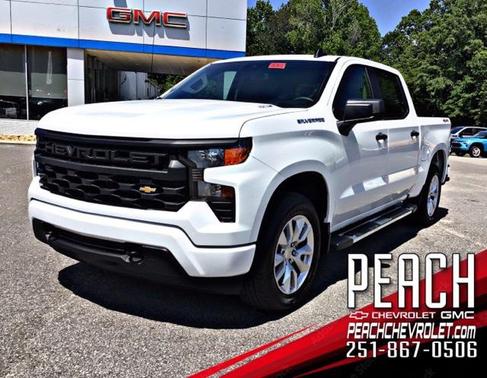 2025 Chevrolet Silverado 1500 Custom