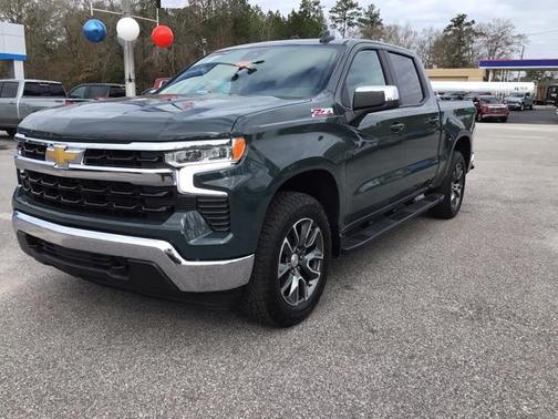 2025 Chevrolet Silverado 1500 LT