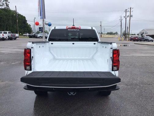 Summit White 2026 Chevrolet Colorado WT