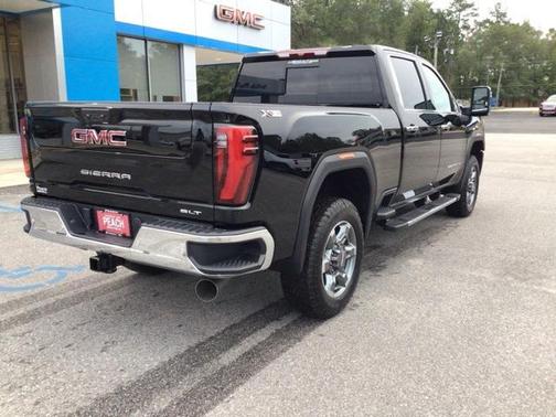 2025 GMC Sierra 2500 SLT