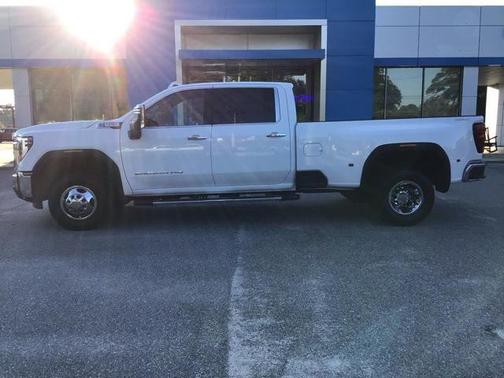 2026 GMC Sierra 3500 SLT