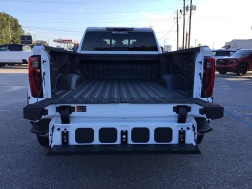 2026 GMC Sierra 3500 SLT