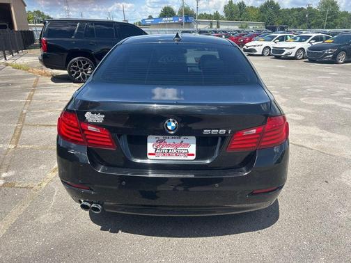 2016 BMW 528 528i