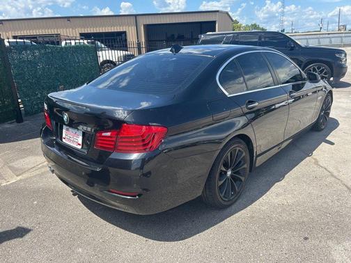 2016 BMW 528 528i