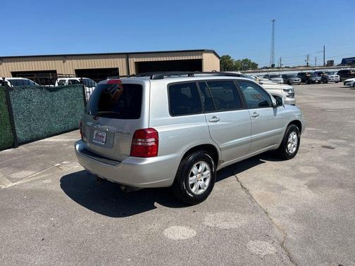 2003 Toyota Highlander Base