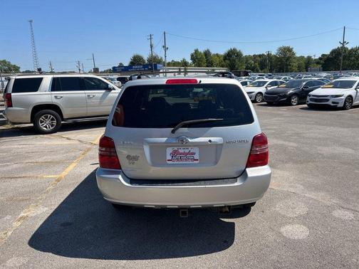 2003 Toyota Highlander Base