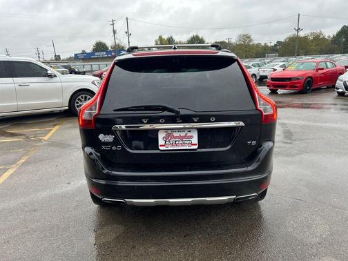 2015 Volvo XC60 T5 Platinum