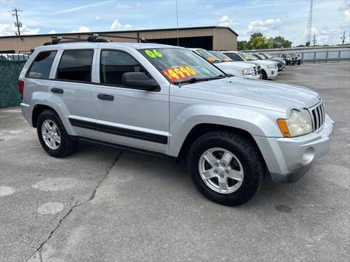 2006 Jeep Grand Cherokee Laredo