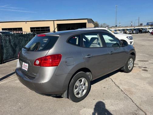 2009 Nissan Rogue S