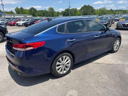 2017 Kia Optima LX
