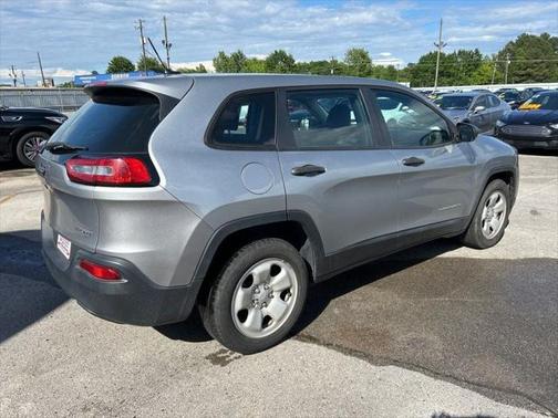 2015 Jeep Cherokee Sport