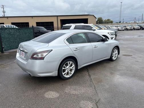 2014 Nissan Maxima S