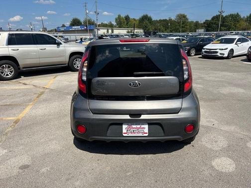 2017 Kia Soul Base