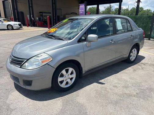 2010 Nissan Versa 1.8 SL