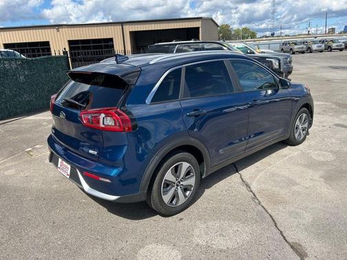 2018 Kia Niro LX