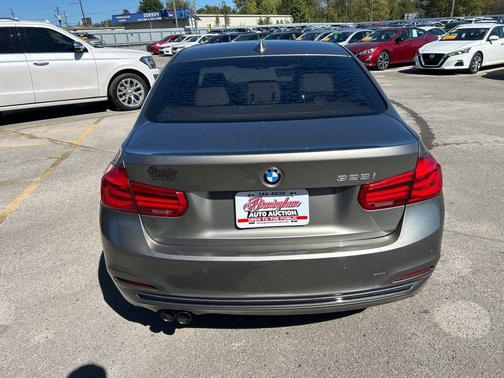 2016 BMW 328 328i