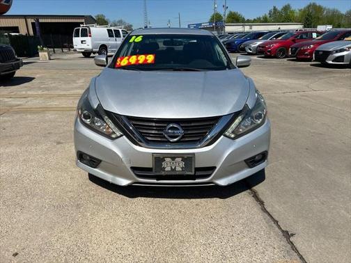 2016 Nissan Altima 3.5 SR