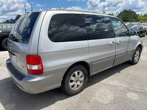 2005 Kia Sedona LX