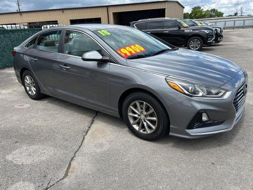 2018 Hyundai SONATA SE