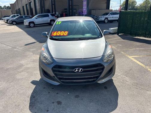 2017 Hyundai Elantra GT Base