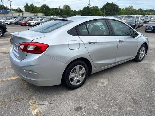 2017 Chevrolet Cruze LS