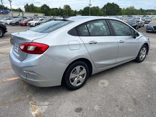 2017 Chevrolet Cruze LS