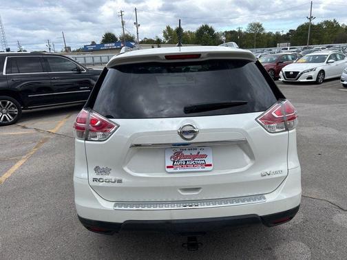 2016 Nissan Rogue SV