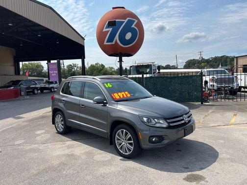 2016 Volkswagen Tiguan SE