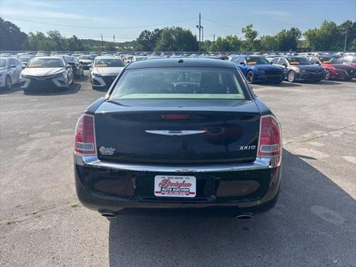 2012 Chrysler 300 Limited