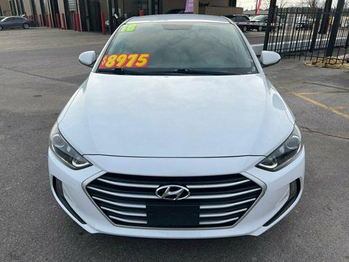 2018 Hyundai ELANTRA SE