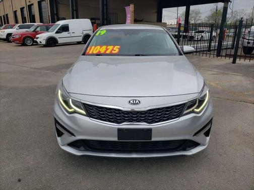 2019 Kia Optima LX