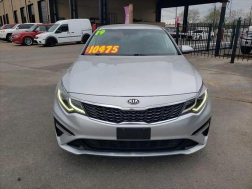 2019 Kia Optima LX