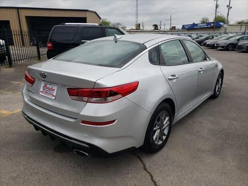 2019 Kia Optima LX