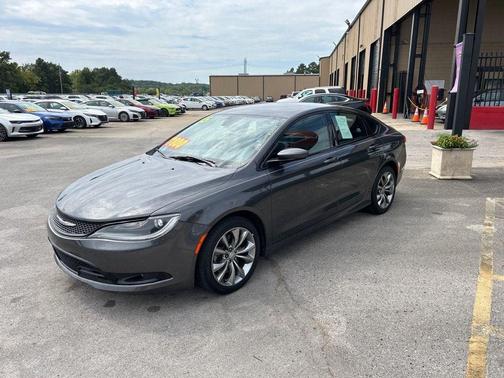 2015 Chrysler 200 S
