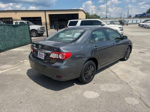 2011 Toyota Corolla LE