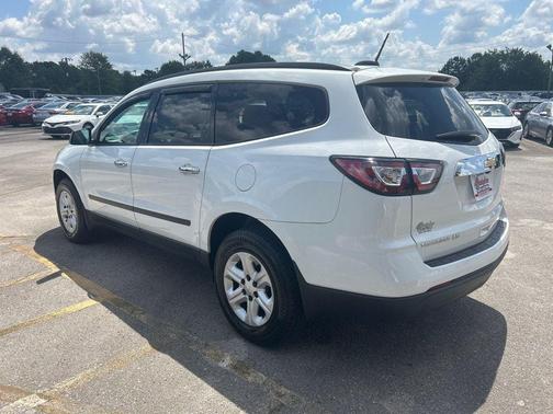 2017 Chevrolet Traverse LS
