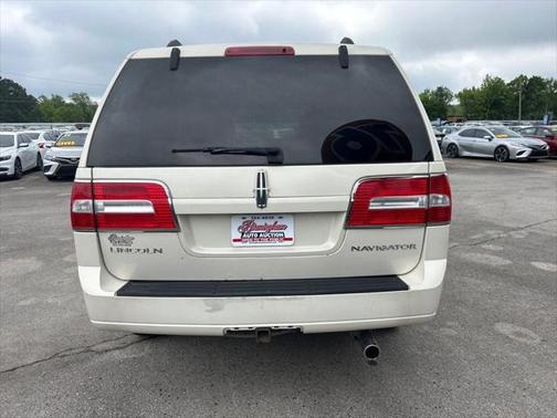 2008 Lincoln Navigator Base