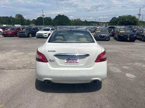 2011 Nissan Maxima SV