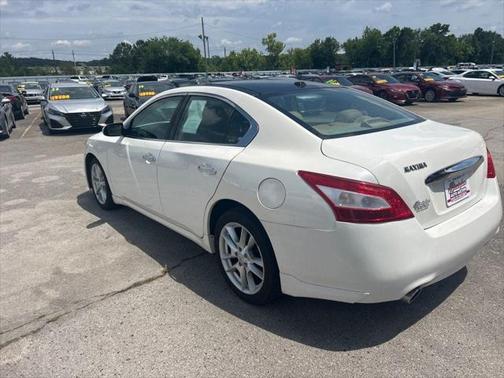 2011 Nissan Maxima SV