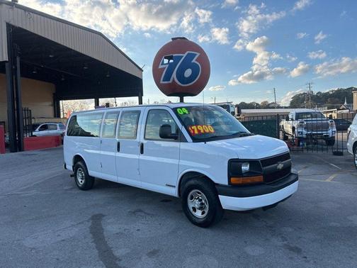 2004 Chevrolet Express 3500 Base