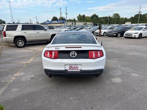 2013 Ford Mustang V6